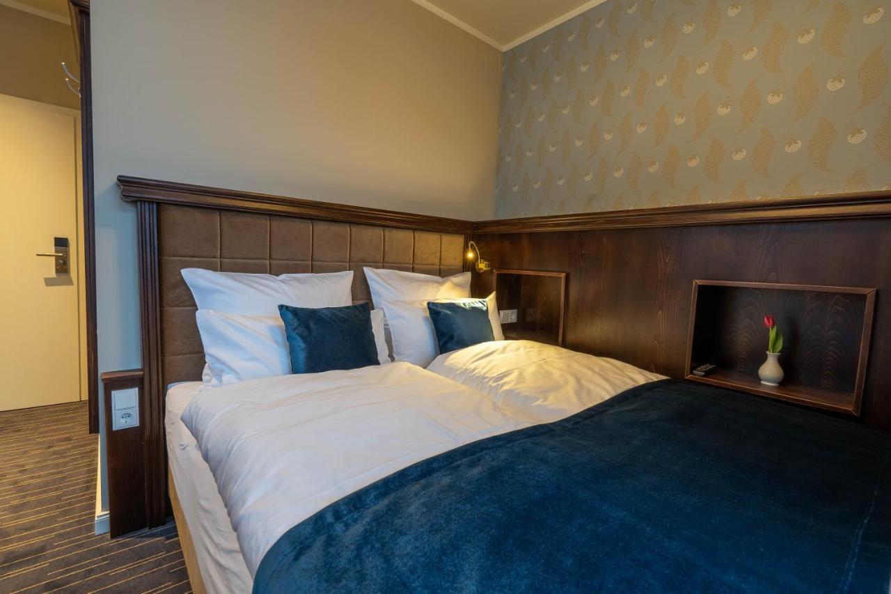 Logis Hotel Quartier 5, Saechsische Schweiz, Mit Restaurant, Cafe & Bar คัวร์ออร์ท กอห์ริช ภายนอก รูปภาพ