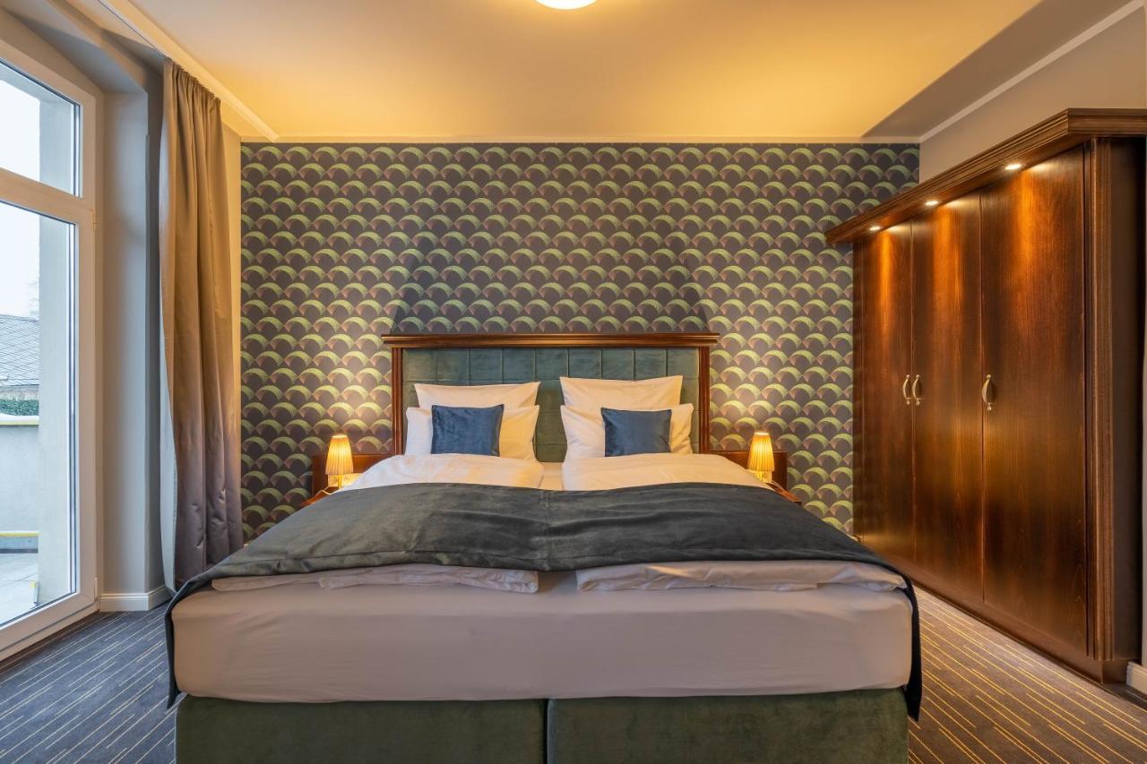 Logis Hotel Quartier 5, Saechsische Schweiz, Mit Restaurant, Cafe & Bar คัวร์ออร์ท กอห์ริช ภายนอก รูปภาพ