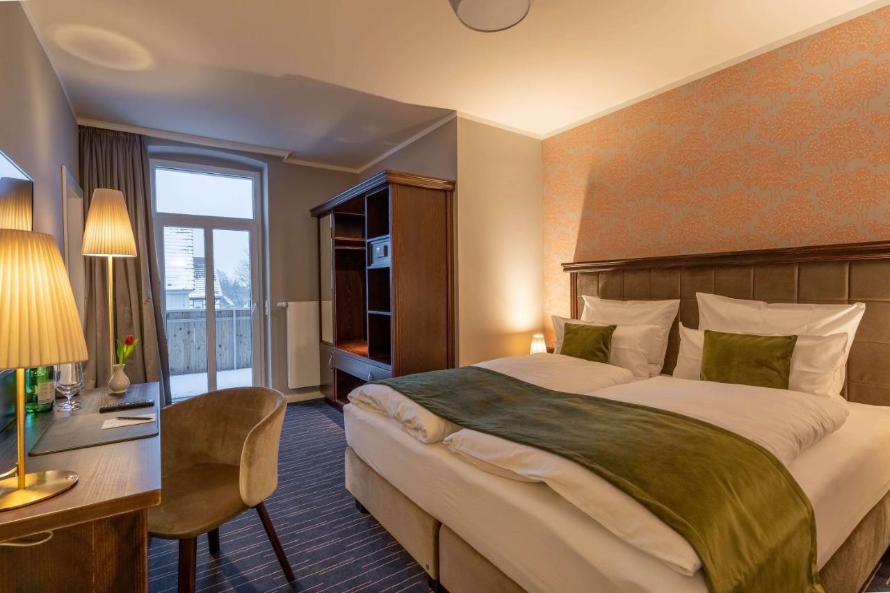Logis Hotel Quartier 5, Saechsische Schweiz, Mit Restaurant, Cafe & Bar คัวร์ออร์ท กอห์ริช ภายนอก รูปภาพ