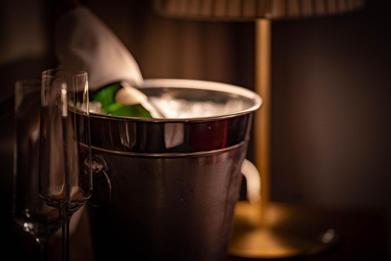 Logis Hotel Quartier 5, Saechsische Schweiz, Mit Restaurant, Cafe & Bar คัวร์ออร์ท กอห์ริช ภายนอก รูปภาพ